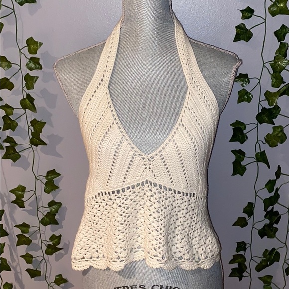 Woman's Olivaceous Light Cream Crochet Halter Top - Picture 3 of 5